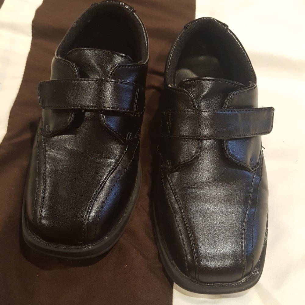 Jumping Beans boys black dress shoes Size 10M